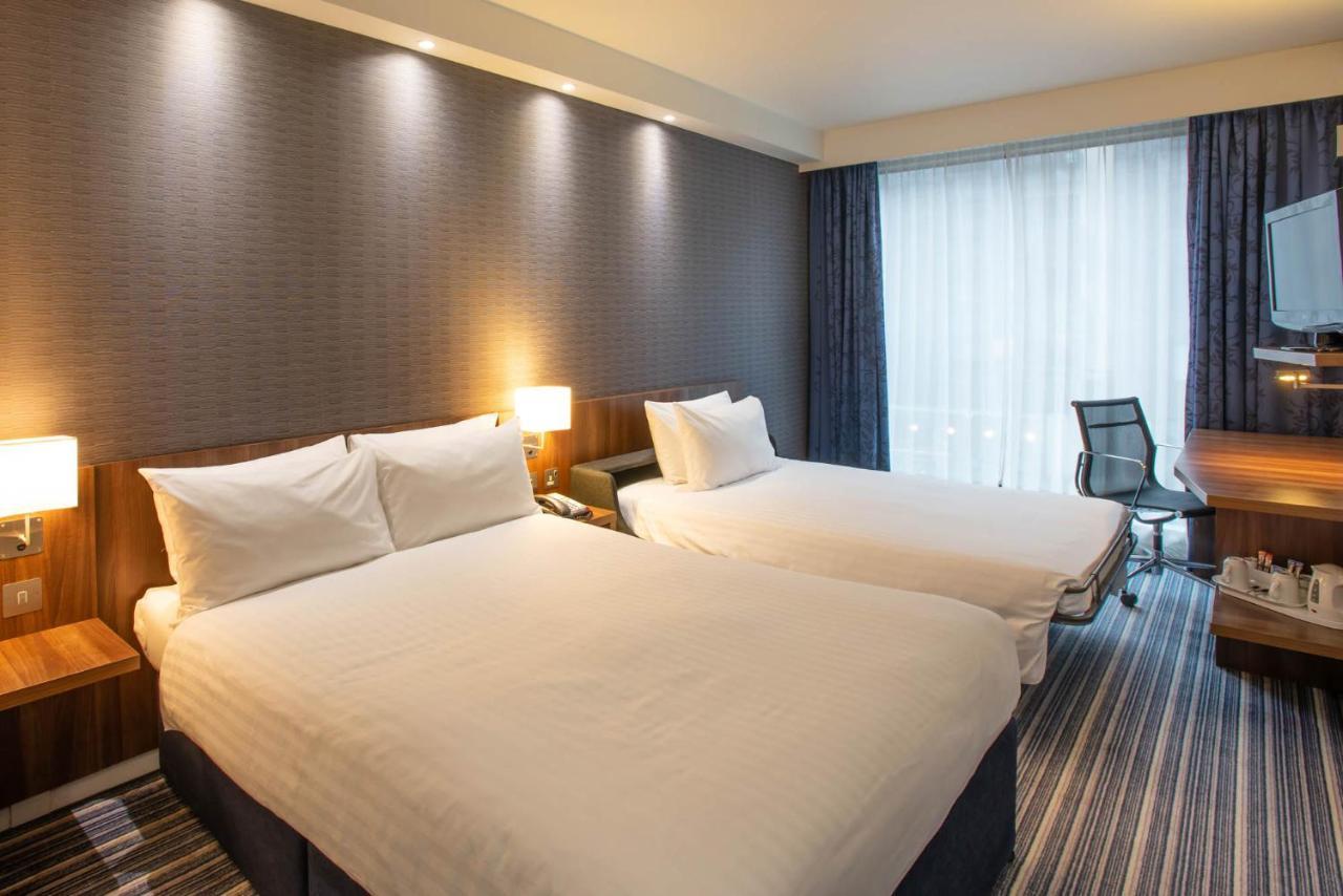 Holiday Inn Express Manchester City Centre Arena By Ihg Exterior foto