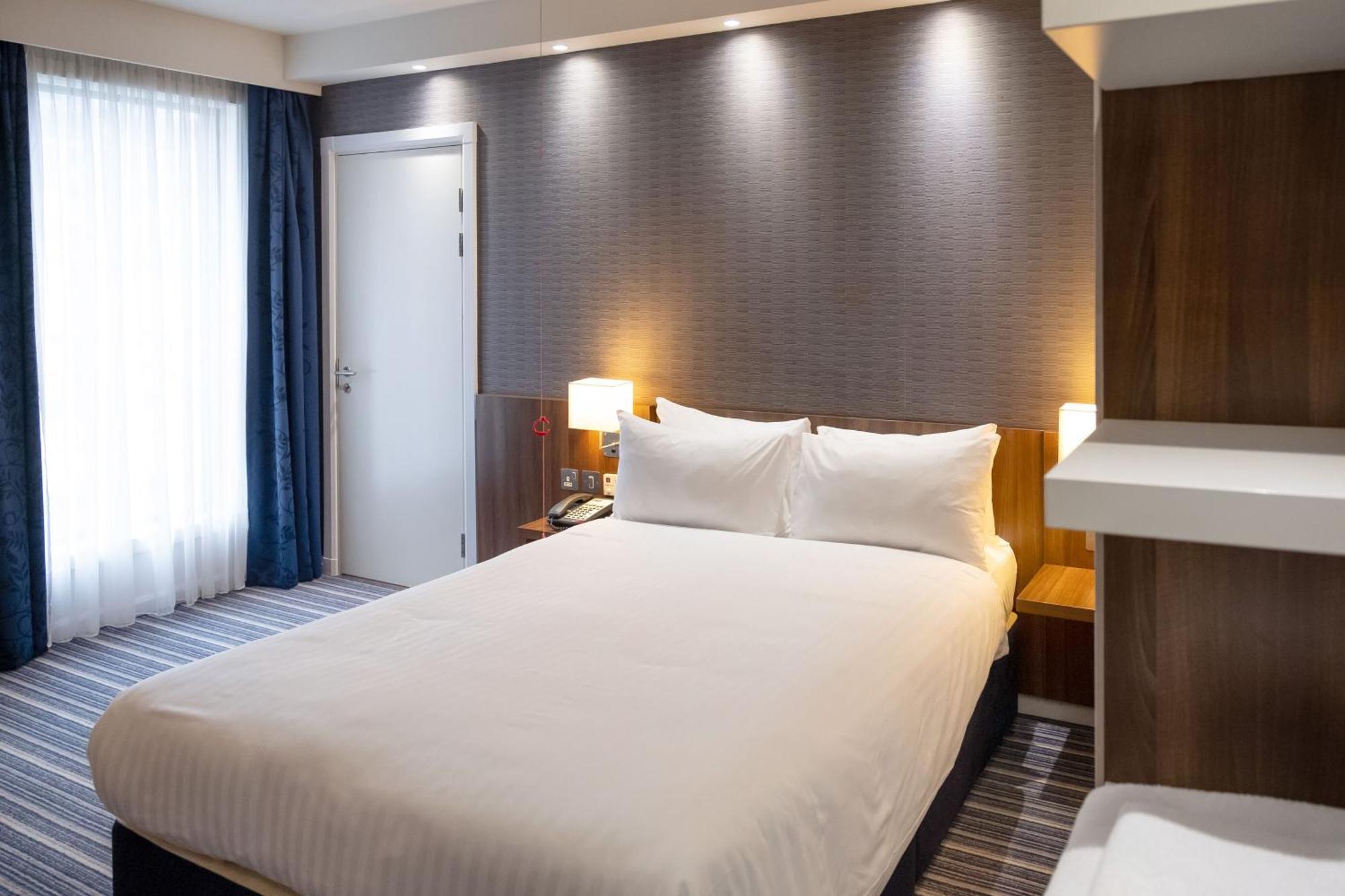 Holiday Inn Express Manchester City Centre Arena By Ihg Exterior foto