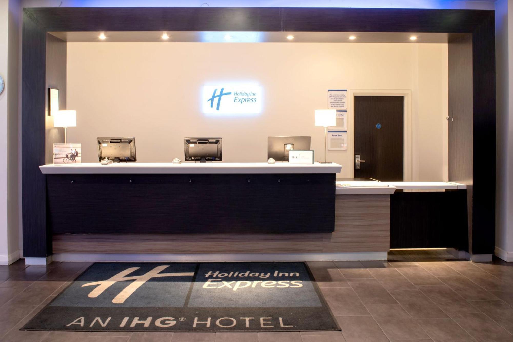 Holiday Inn Express Manchester City Centre Arena By Ihg Exterior foto